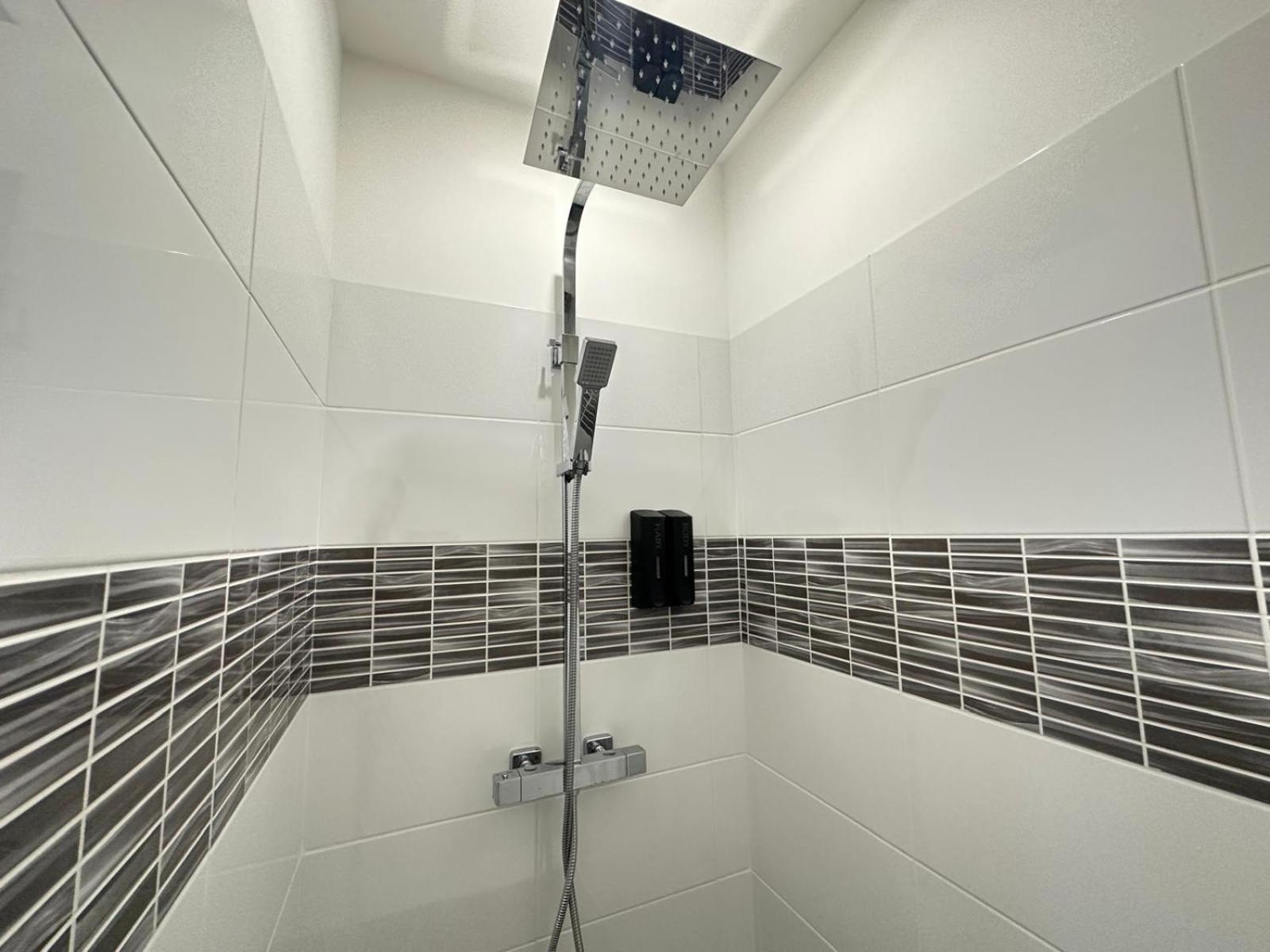 Chez Bob Apartment Limoges Bagian luar foto