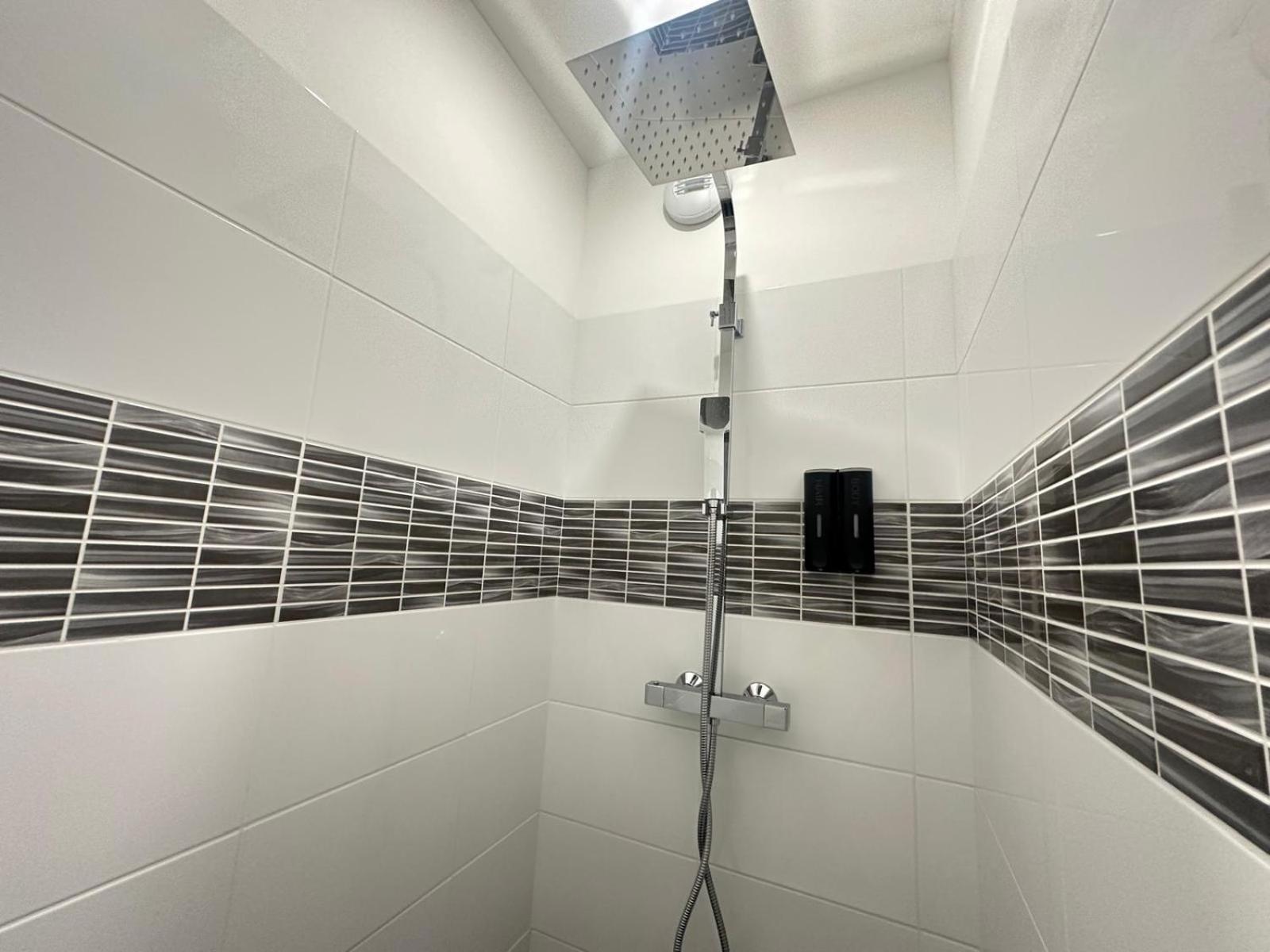 Chez Bob Apartment Limoges Bagian luar foto