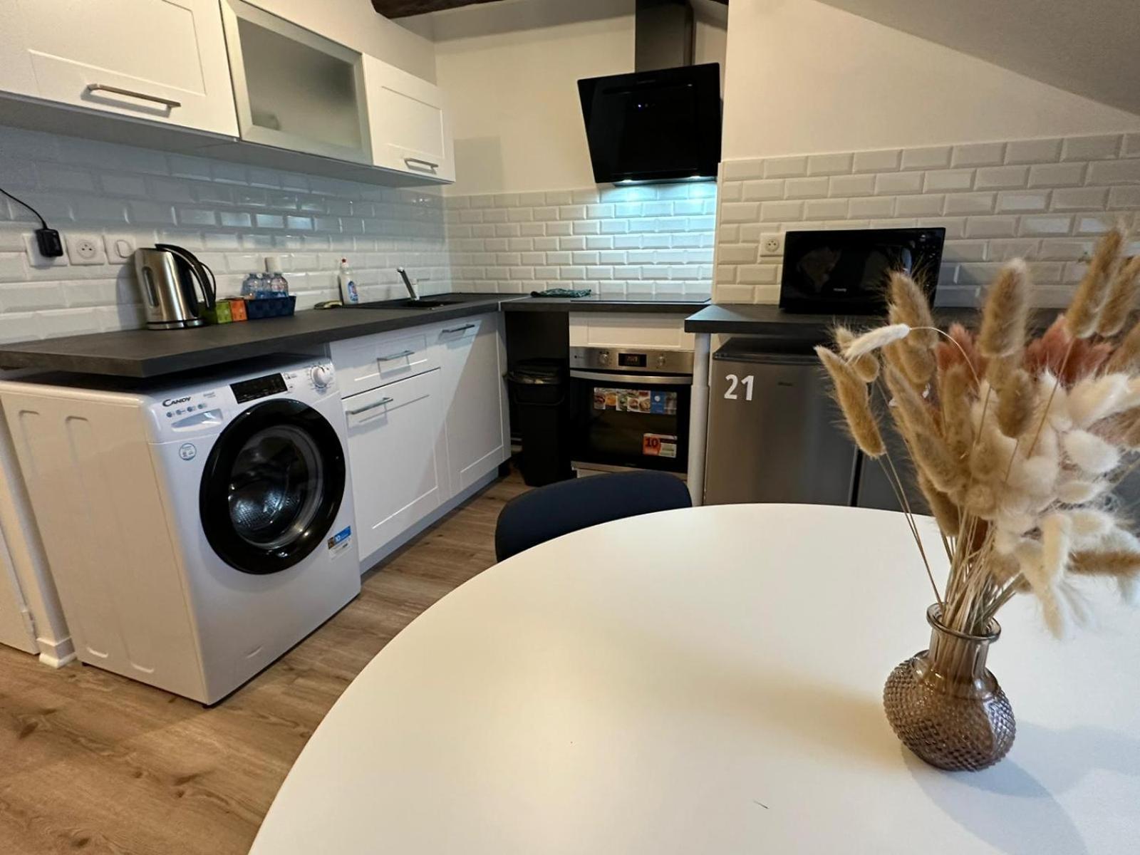 Chez Bob Apartment Limoges Bagian luar foto